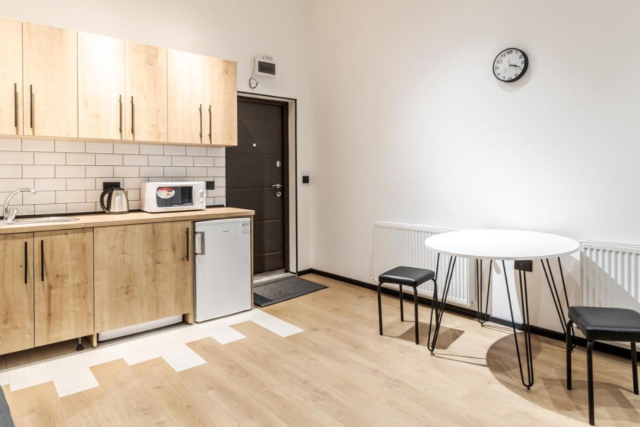 Modern Apartment In The Old City Lviv Buitenkant foto