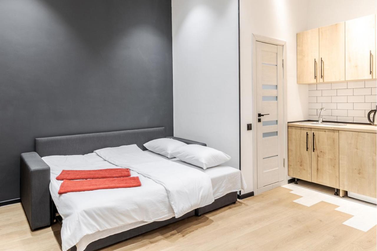 Modern Apartment In The Old City Lviv Buitenkant foto